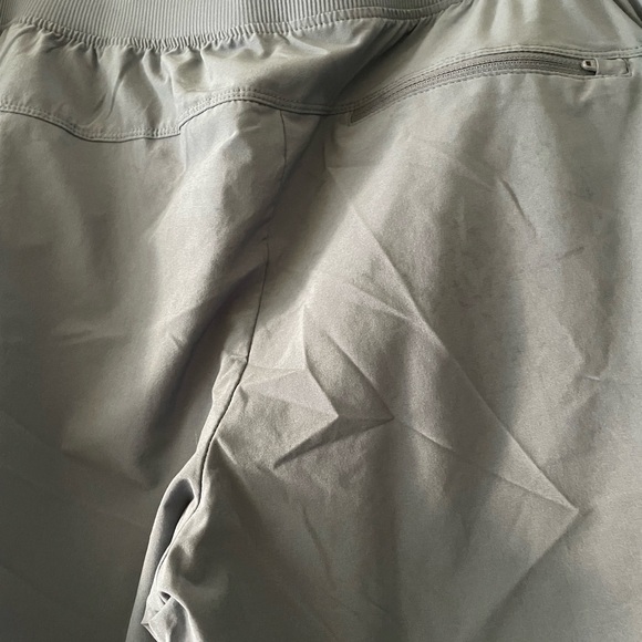 🔥3/$15 deal🔥 All In Motion pants - Picture 8 of 8